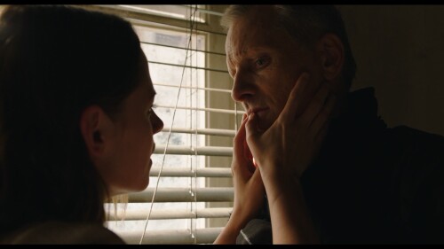 .Crimes.of.the.Future.2022.BluRay.1080p.AVC.DTS-HD.MA5.1-08danBTSCHOOL_20220902_152046.571.jpg