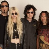 The-Pretty-Reckless37876c7957cafb42