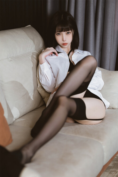 2J0A180731b58b483701910c.jpg