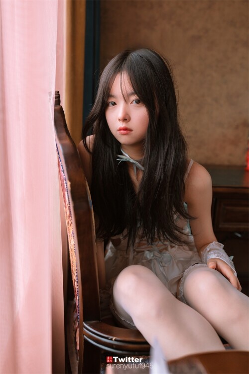 L-239d43a1bdc267ddf4.jpg