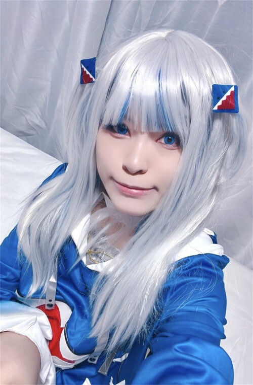 Unknown-Cosplayer-cosplay-Gawr-Gura--Hololive-5b33e909cdeed80ae.jpg