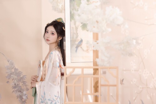 YWW.ME-2024.09.24--21eb9b05c4d5b25e43.jpg