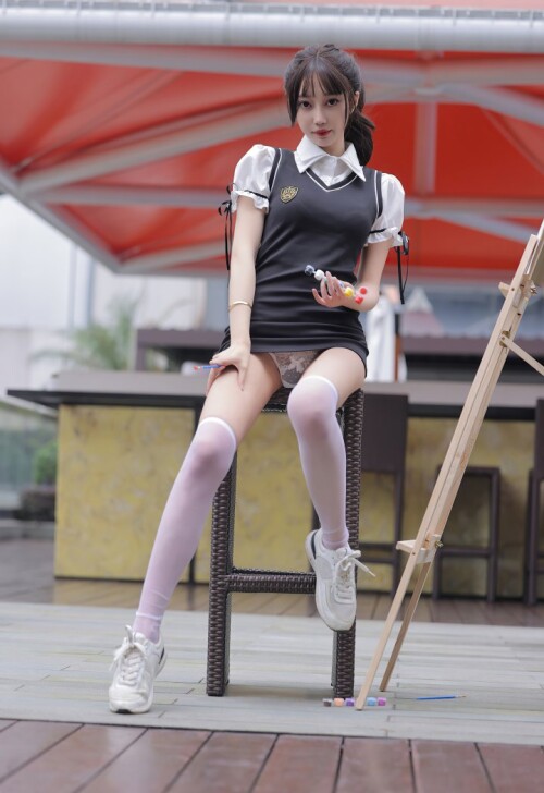 1067eabfd25242485b.jpg