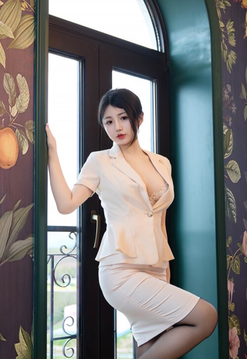 33863512c5faeca18.jpg