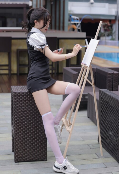 511d3649e8b398c8b.jpg