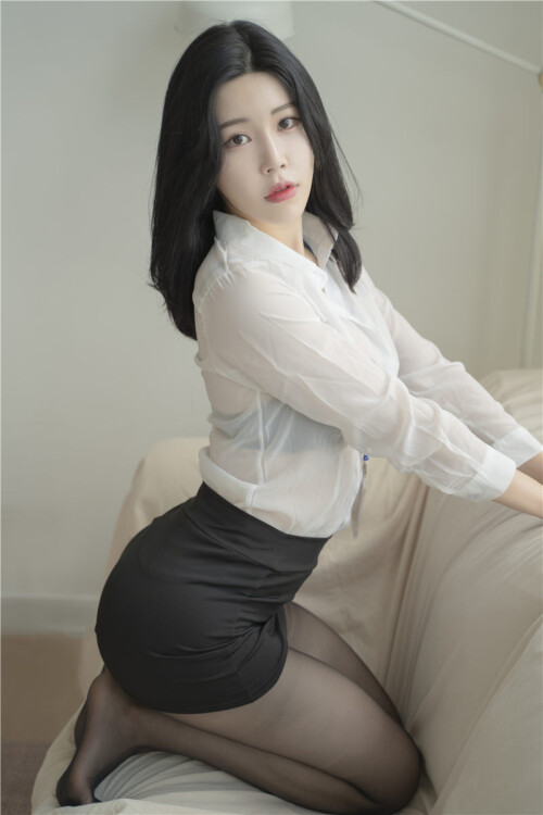 Naya-Kiri-1-Vol.01-044a3d487c03e11651a.jpg