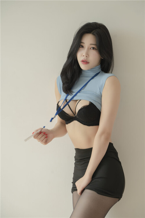 Naya-Kiri-1-Vol.01-0669cbaa6fa25b165c1.jpg