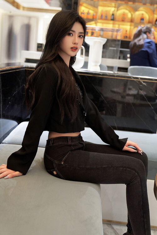 8e6105c069097b0cc.jpg