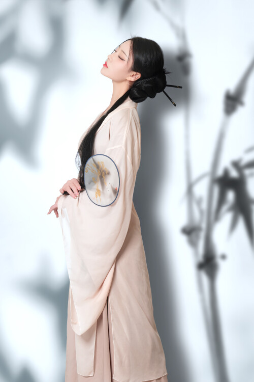 7b50981cb5fed253d.jpg