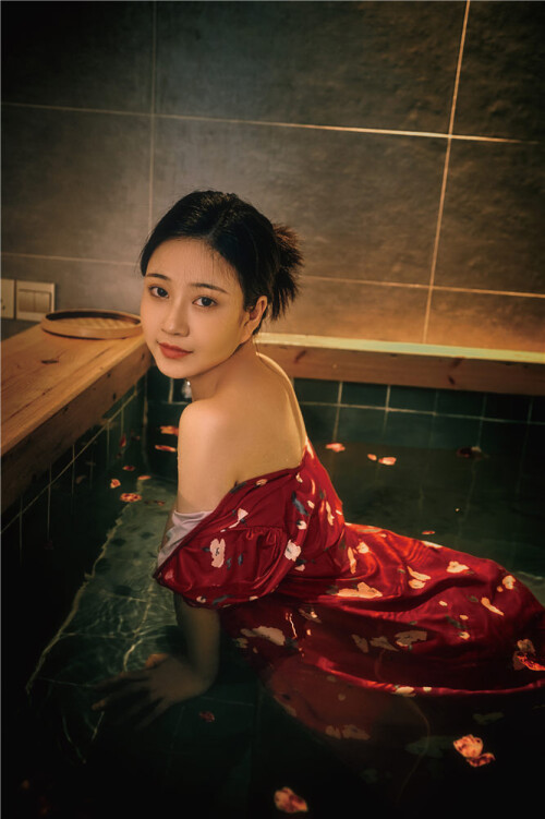 16a9ba957db7b775c0.jpg