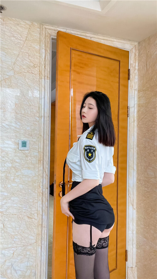 13989c6deb0a666fd9.jpg