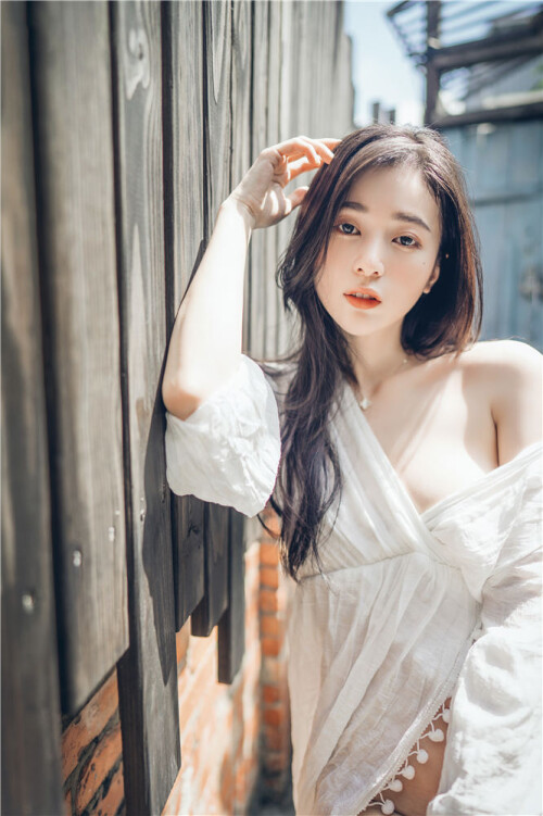 00-834f58bb29fe7e6636.jpg