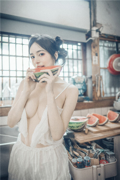 00-148becf414d5e84c250.jpg