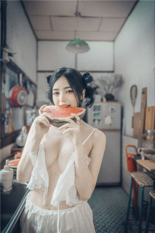 00-15412c08db5e61161e4.jpg