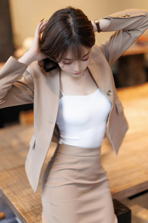 1262d7c1c3759fc095.jpg