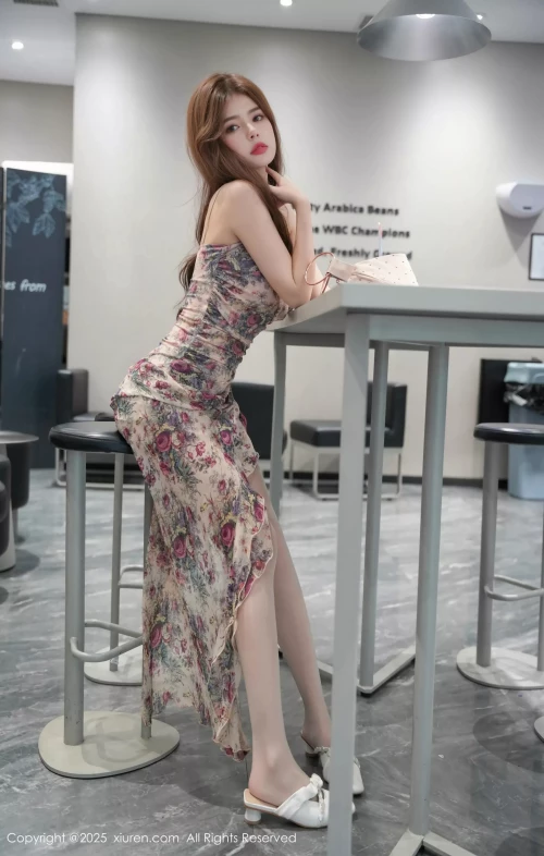 XiuRenNo.10128_girl82P45aeb328a31cd68efd.webp