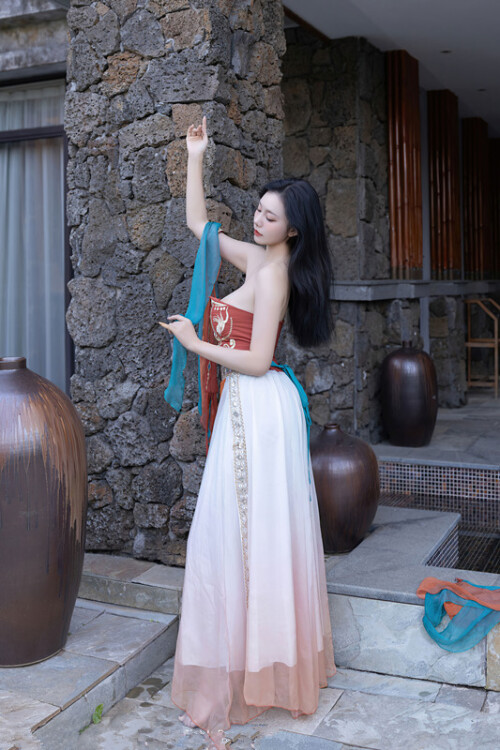 002179ead5099618ff4c.jpg