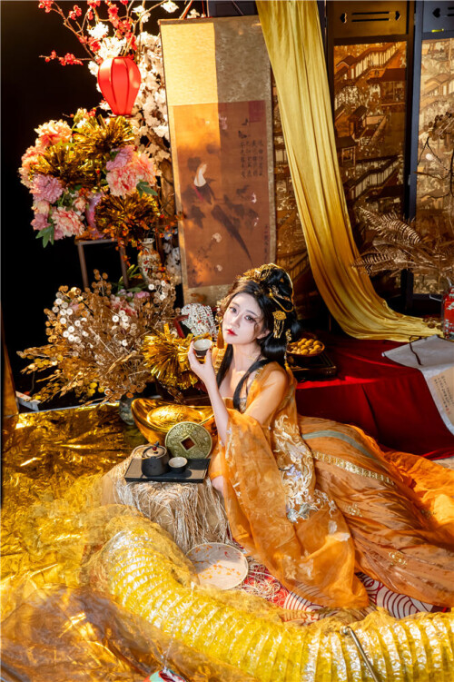 Nnian---Golden-Snake-New-Year-662653b5da5b930398.jpg