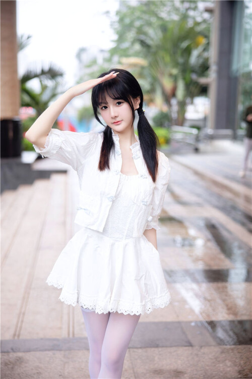 0005906aeff8212c6fc9.jpg