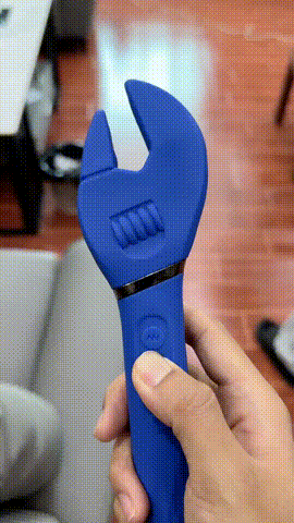 640-1539069a145678716.gif