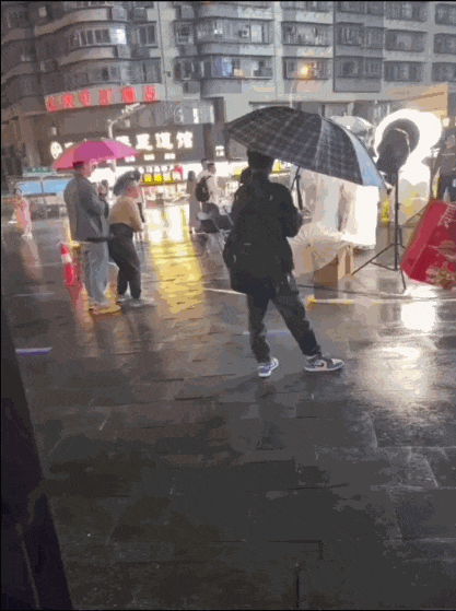 640-62432f59416ee4ad5.gif