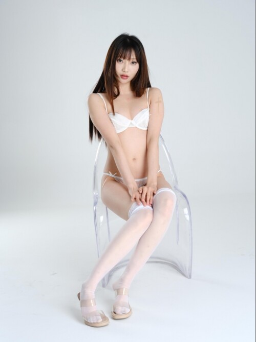 S-5193410919f688568d0.jpg