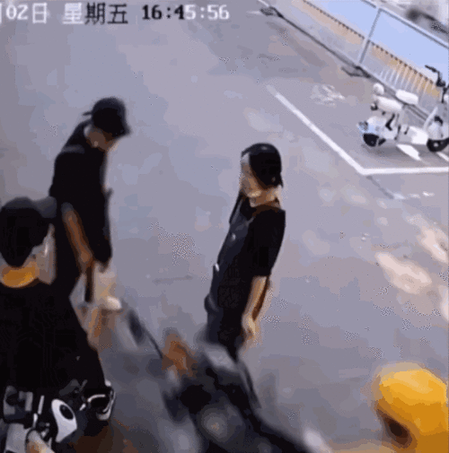 640-104d2b1fe368fe83a5.gif