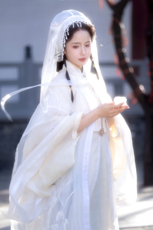 n8AXA1LVTcNgEXJae376f8ffda22ac45.jpg