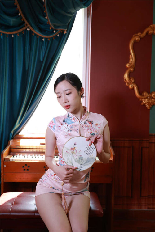 GU9A19506f0844cd6d11589b.jpg