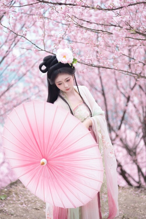 ID5yhIGyJPgEtP4j77950ee7b61ef329.jpg
