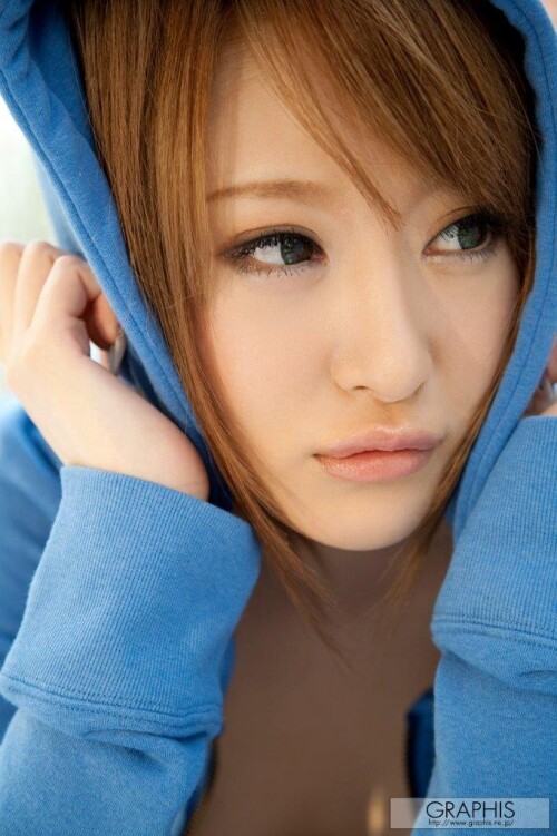 114133awbxcozryt00la0q5c1ada1a5fbe7506.jpg