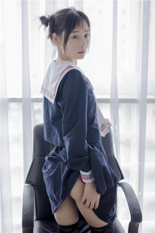 0X1A9418a308dee03a5d84f4.jpg
