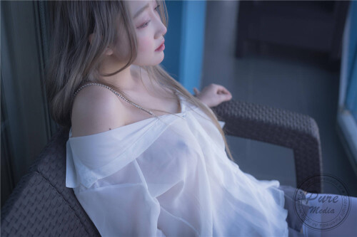 00153aafeed80e4627fb.jpg