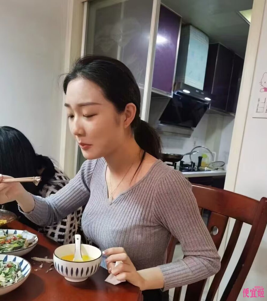 图片[2]-★★★山东烟台颜值少妇～滴蜡吃惊无所不能 女上位叫声反差十足！-便宜姬