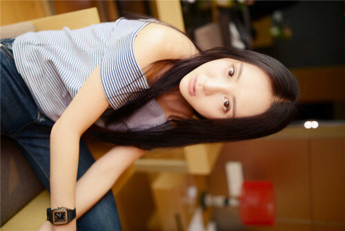 NK42832cd3dbd77ece55c.jpg