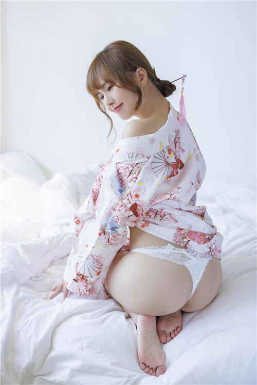 0050d943a1b406d3ed43.jpg