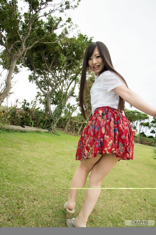 044403vlq8b3j4rpik9kke3755a4ebbc48cf54.jpg