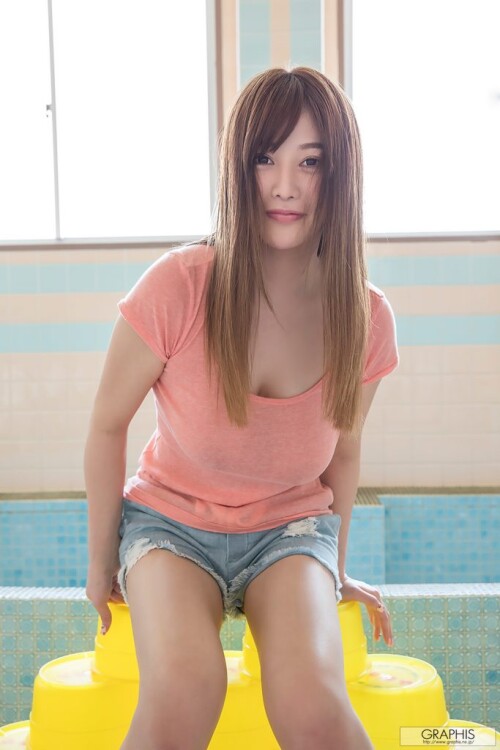 154952mca6qeomyf8z8famcba8c169ec66954d.jpg