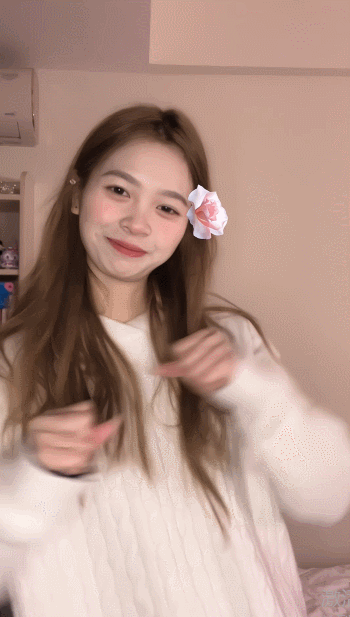 图片[2]-【原档】广州高颜值美女笑容甜美乖巧 骑乘女上位疯狂又狠又色[729M/MP4/]-便宜姬