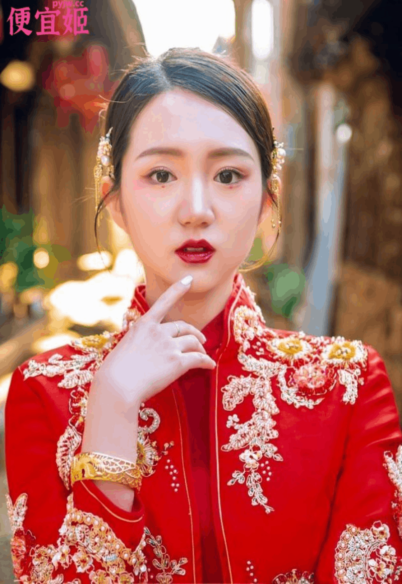 ❤️✨【原档相机】绿帽老公把新婚老婆婚纱照爆出 婚后反差全暴露(2V/405MB)-便宜姬