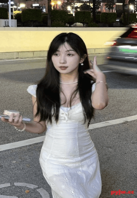 ❤️【原档】福州极品美女日常甜美自拍极致反差活特好 骑乘功夫了得(8v)[MP4/173M]-便宜姬