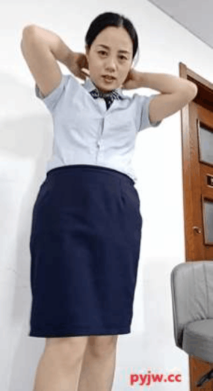 ❤️✨推荐【冰心】职业装熟女姐姐 办公室偷偷自娱自乐 水流成河 屌的很[2.98G/5V]-便宜姬