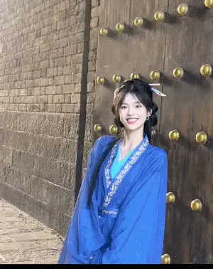 图片[3]-❤️✨【原档】四川高颜值女大  完美露脸表情魅惑 叫声好听[889m/MP4/15:39/SSD]-便宜姬