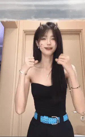 图片[2]-❤️✨【原档】四川高颜值女大  完美露脸表情魅惑 叫声好听[889m/MP4/15:39/SSD]-便宜姬