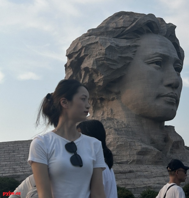 图片[2]-⚫️【原档相机】身材苗条邻家妹露脸自拍 毛浓密反差女 无套后入打桩(11V/935MB)-便宜姬