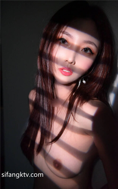 FVSr_L9UAAEp4pLbca43ac2d68bcd20.jpg