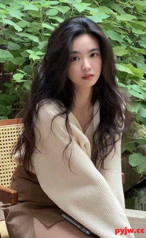 ❤️【精品泻迷】两位女大学生与一位导员自拍图影 反差婊[447MB]-便宜姬