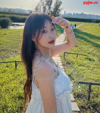 【原档】网上疯传鼓浪屿民宿老板娘 MG留子袁敏 痴迷一夜情(22V)[116/MP4/691MB]-便宜姬