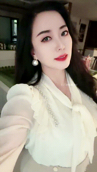 ❣️❣️❣️【快手福利】大奶肥臀丝袜熟女[任大美]道具自X肥臀扭动[1120M/MP4/]-便宜姬