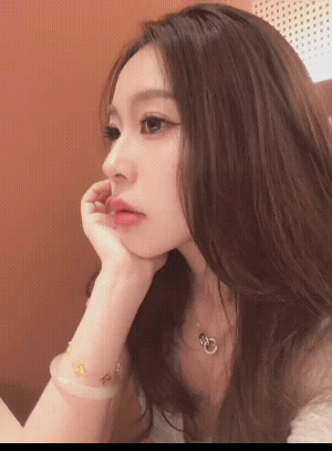图片[2]-⭐⭐【原档泄密】广州高颜值美女青春靓丽被金主调教白蕾丝黑项圈深喉 (20v)[363M/MP4/03:38]-便宜姬